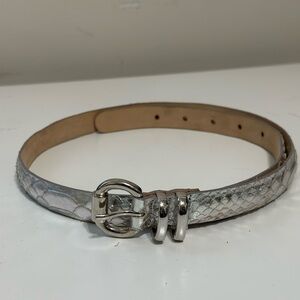 Streets Ahead Shiny Silver Skinny Snakeskin Belt Women’s Size Small
